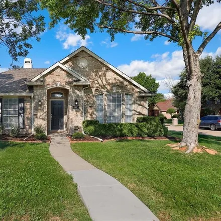 Buy this 3 bed house on 6113 Sumter Court in Frisco, TX 75035