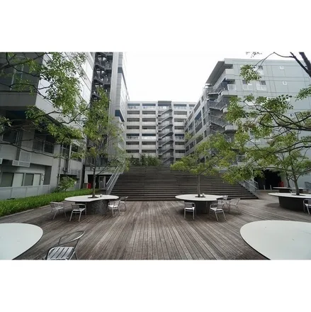Rent this 3 bed apartment on Kashiwagi Clinic in Harumi-dori Avenue, Shinonome 1-chome