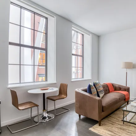 Rent this studio apartment on Hyatt Regency Boston in Avenue De Lafayette, Boston