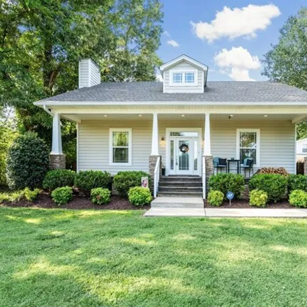 Image 1 - 1145 West College Street, Greenbrier, Robertson County, TN 37073, USA - House for sale