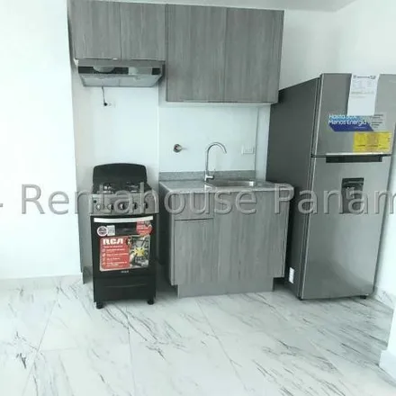 Rent this 1 bed apartment on Avenida Haití in Calidonia, 0823