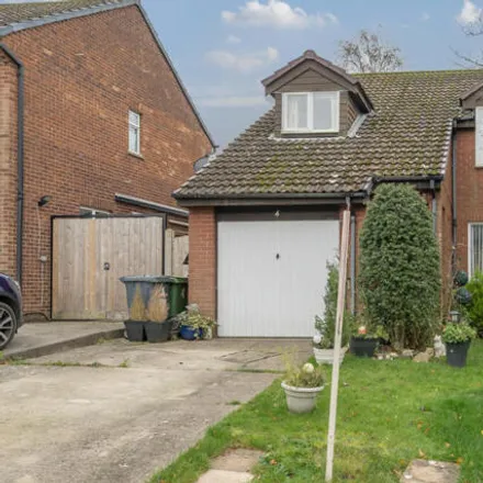 Buy this 3 bed house on Outdoor Fitness Equipment in Hartley Gardens, Tadley