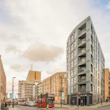 Buy this 1 bed apartment on Bedford House in London Road, London