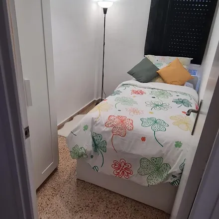 Rent this 4 bed apartment on Bloc 2 in Carrer d'Idumea, 08001 Barcelona