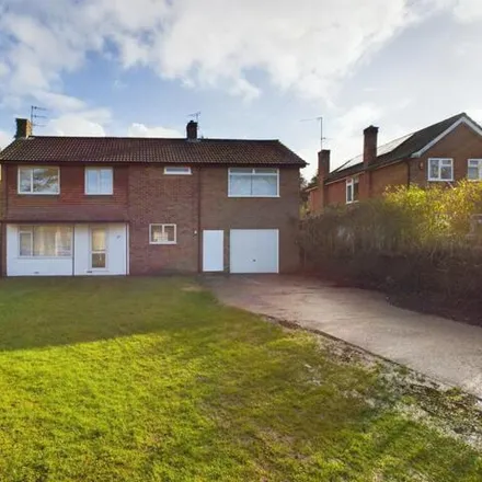 Rent this 3 bed house on 23 Coates Lane in High Wycombe, HP13 5EY