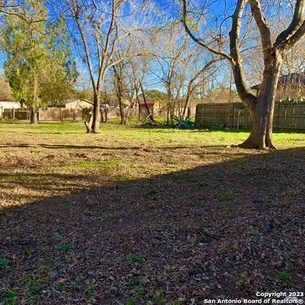 Image 6 - 20045 Barron Road, Somerset, Bexar County, TX 78069, USA - Apartment for sale