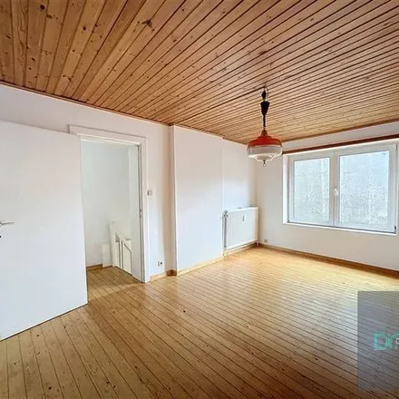Rent this 2 bed apartment on Cours Saint Feuillien 12 in 6220 Fleurus, Belgium