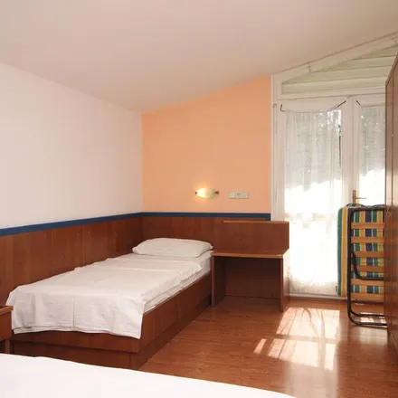 Image 1 - 21328 Drašnice, Croatia - Apartment for rent