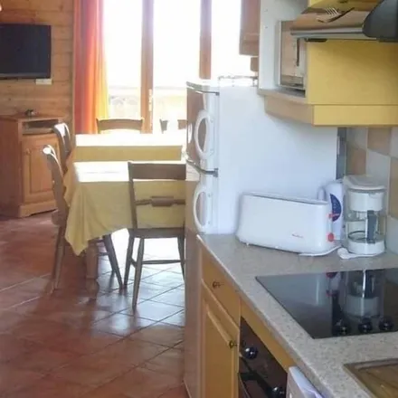 Rent this 3 bed house on Le Thillot in 4 Place du 8 Mai, 88160 Le Thillot