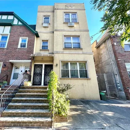 Image 2 - 1614 Avenue R, New York, NY 11229, USA - Townhouse for sale