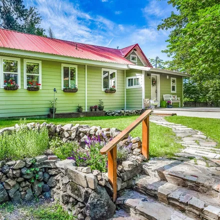 Buy this 2 bed house on 105 Garfield Avenue in Harrison, Kootenai County