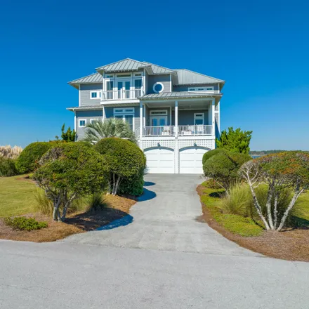 Buy this 5 bed loft on 30 Sailview Drive in North Topsail Beach, NC 28460