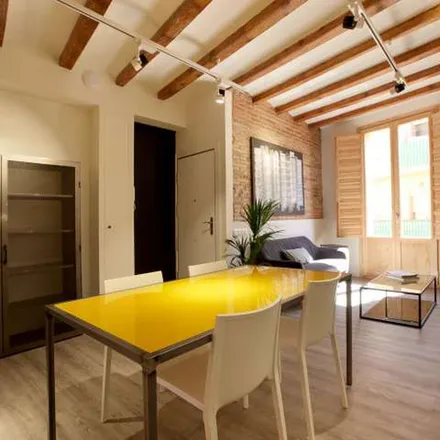 Rent this 2 bed apartment on Carrer de Ramon Turró in 298, 08019 Barcelona