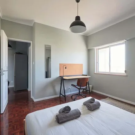 Rent this 9 bed room on Complexo Desportivo Municipal do Casal Vistoso in Rua João da Silva, 1900-271 Lisbon