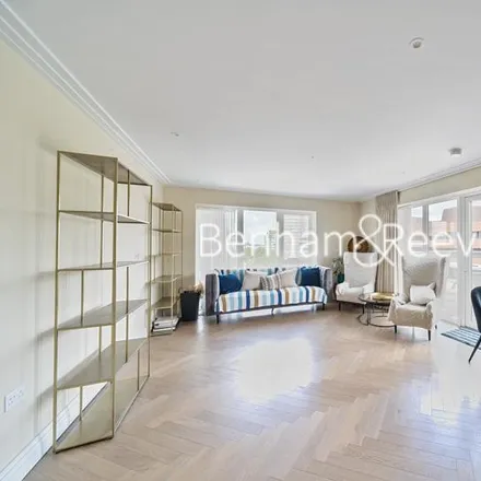 Image 2 - Bogart House, Uxbridge Road, London, W5 2AU, United Kingdom - Apartment for rent