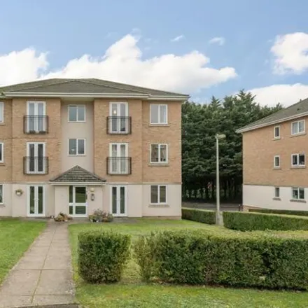 Buy this 2 bed apartment on Newbury Sewage Treatment Works (STW) in Lower Way, Thatcham