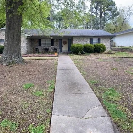 Buy this 3 bed house on J St Sidepath East in Bentonville, AR 72712