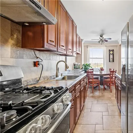 Image 5 - 2483 West 16th Street, New York, NY 11214, USA - Condo for sale