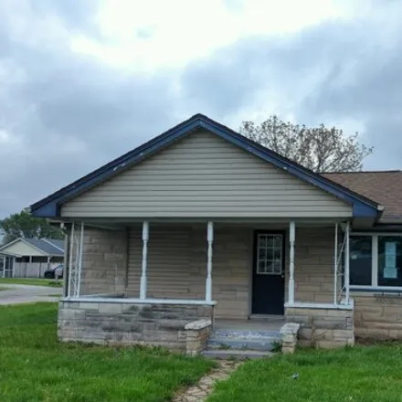 Buy this 3 bed house on 737 East Prospect Street in Martinsville, IN 46151