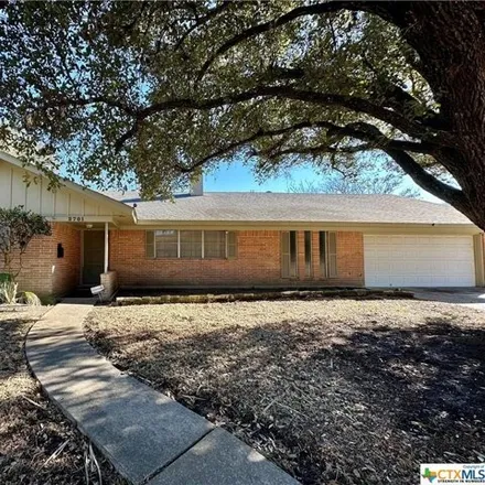 Image 1 - 2715 Bon Aire Avenue, Victoria, TX 77901, USA - House for sale