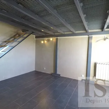 Rent this 2 bed apartment on 4190 Route de Galice in 13090 Aix-en-Provence, France