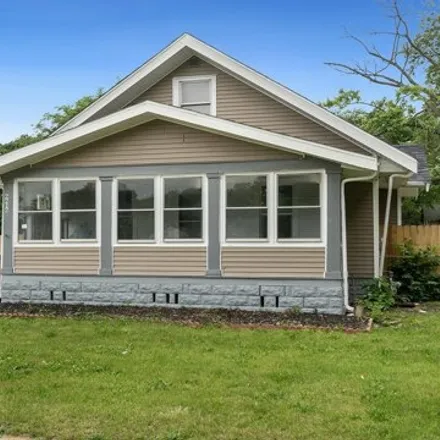 Buy this 3 bed house on 2212 Fremont St in Rockford, Illinois