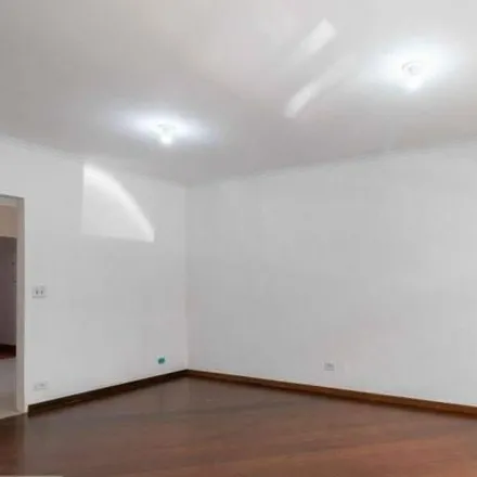 Buy this 5 bed house on Avenida Lins de Vasconcelos 134 in Cambuci, São Paulo - SP