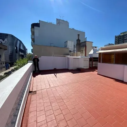 Buy this 4 bed apartment on Humboldt 337 in Villa Crespo, C1414 CXH Buenos Aires