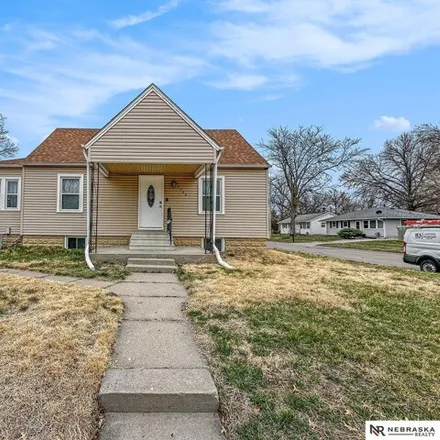 Buy this 3 bed house on 5308 Judson Street in Lincoln, NE 68504