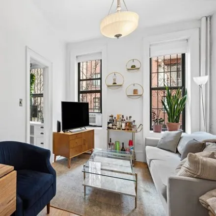 Buy this studio apartment on 96 Perry Street in New York, NY 10014