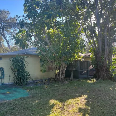 Buy this 2 bed house on 1136 40th Street in Sarasota, FL 34234