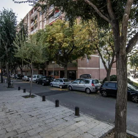 Rent this 4 bed apartment on Avinguda de la Granvia de l'Hospitalet in 49, 08908 l'Hospitalet de Llobregat