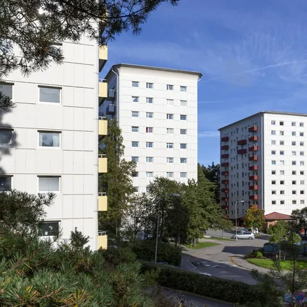Rent this 3 bed apartment on Allhelgonagatan 8 in 415 13 Gothenburg, Sweden