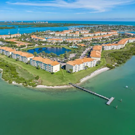 Image 1 - 19 Harbour Isle Drive, Fort Pierce, FL 34949, USA - Condo for sale