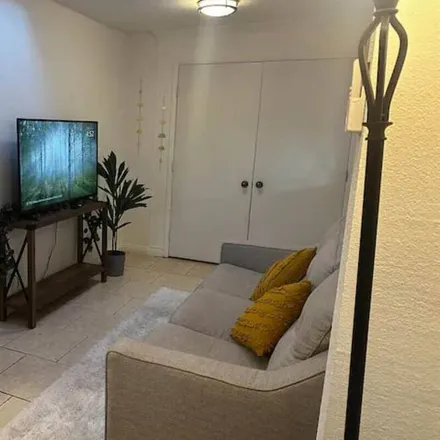 Rent this 1 bed townhouse on Scottsdale
