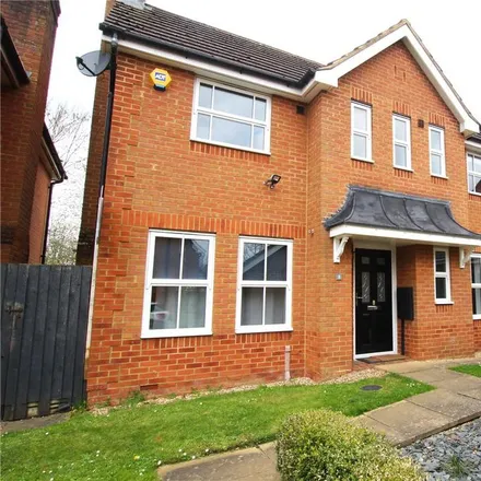 Rent this 3 bed house on Woodpecker Close in Brackley, NN13 6QH