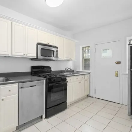 Image 4 - 1058 Sterling Pl # 1, Brooklyn, New York, 11213 - Apartment for rent