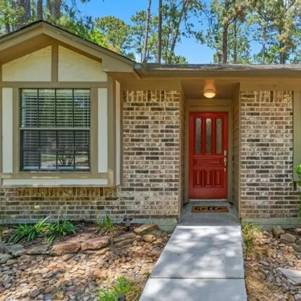 Rent this 3 bed house on 11 Fallenstone Drive in Cochran's Crossing, The Woodlands