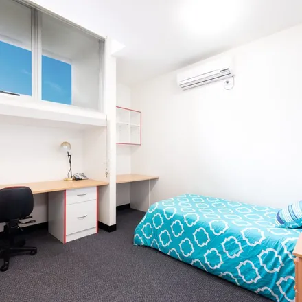 Image 2 - St Francis Medical Centre, Holmes Street, Brunswick East VIC 3057, Australia - Apartment for rent
