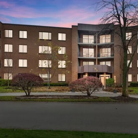 Buy this 2 bed condo on 251 South Clubhouse Drive in Palatine, IL 60074