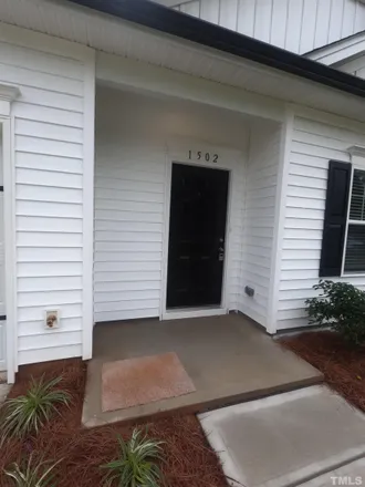 Image 3 - 1502 Ray Avenue, Sanford, NC 27330, USA - Townhouse for rent