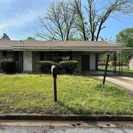 Buy this 3 bed house on 3732 South Fir Street in Pine Bluff, AR 71603