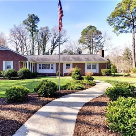 Buy this 5 bed house on 108 Oxford Road in James City County, VA 23185