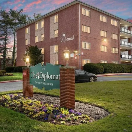 Buy this 2 bed condo on 3703 Clarks Lane in Baltimore, MD 21215