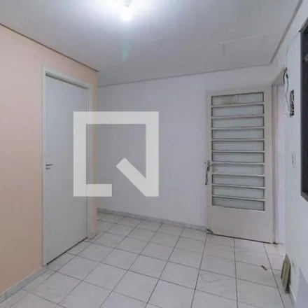 Rent this 1 bed house on Avenida Inocêncio Seráfico in Vila Velloso, Carapicuíba - SP