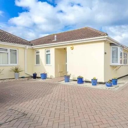 Image 1 - Irving Lane, Bournemouth, Christchurch and Poole, BH6 5HH, United Kingdom - House for sale
