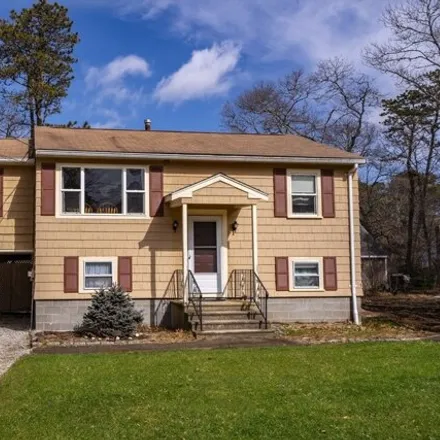 Buy this 4 bed house on 5 Andersen Avenue in Sandwich, MA 02763