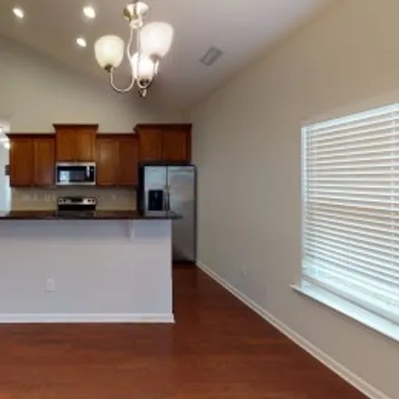 Rent this 3 bed apartment on 508 Smithridge Way in Southview Pointe, Fuquay Varina
