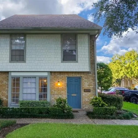 Rent this 3 bed townhouse on 10321 Briar Forest Drive in Houston, TX 77042