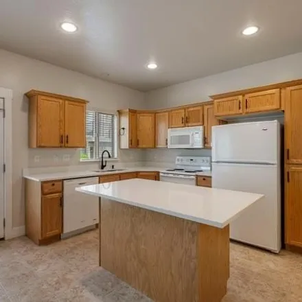 Image 6 - 2632 North Cypress Way, Lehi, UT 84043, USA - Townhouse for sale